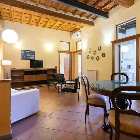 Verdi 11 Firenze